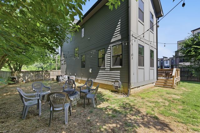 1517 Jones Ave, Nashville, TN 37207