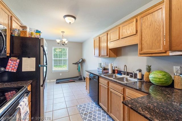 230 Coopers, Centerton, AR 72719