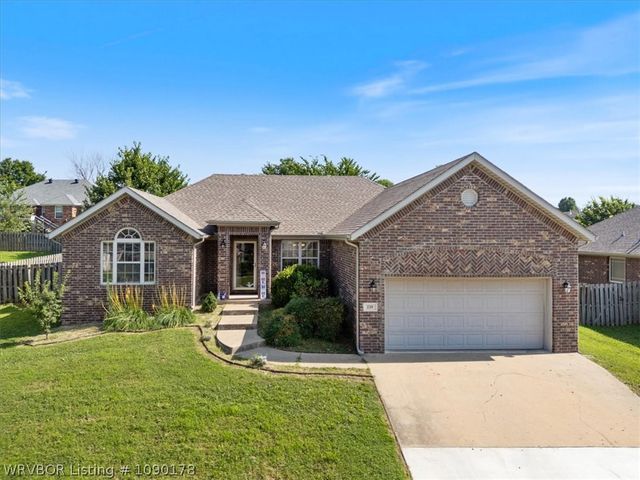 230 Coopers, Centerton, AR 72719