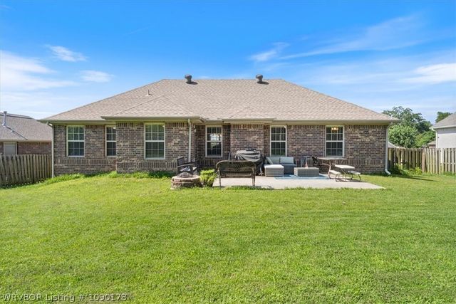 230 Coopers, Centerton, AR 72719