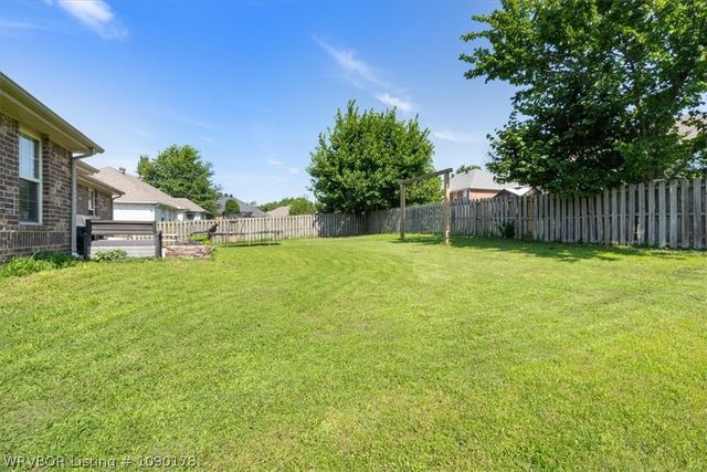230 Coopers, Centerton, AR 72719