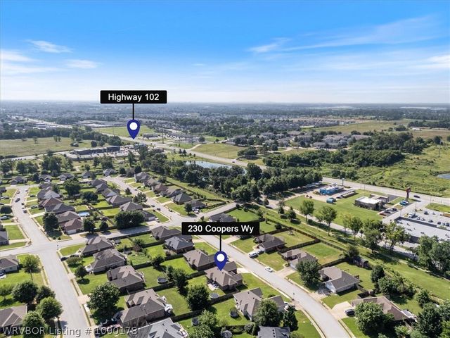 230 Coopers, Centerton, AR 72719