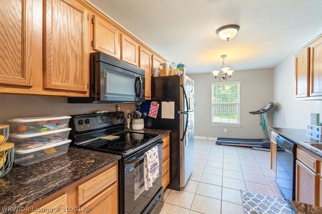 230 Coopers, Centerton, AR 72719