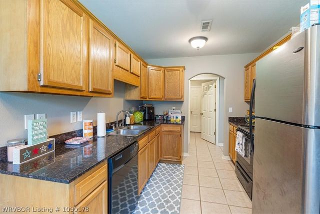 230 Coopers, Centerton, AR 72719