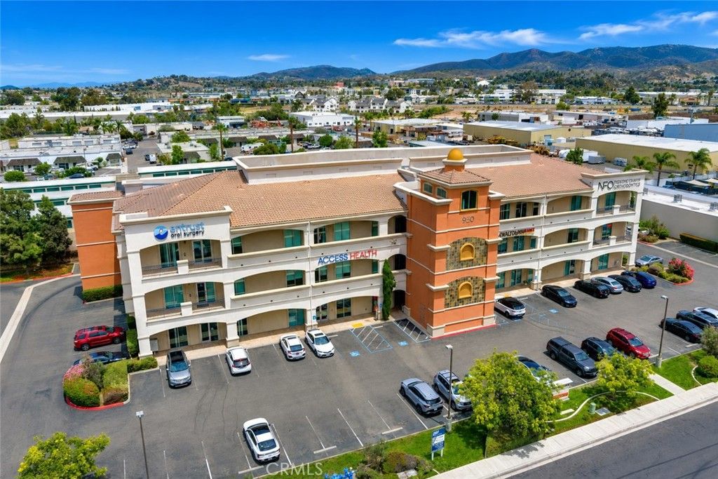 950 Boardwalk 202, San Marcos, CA 92078 — photo 2