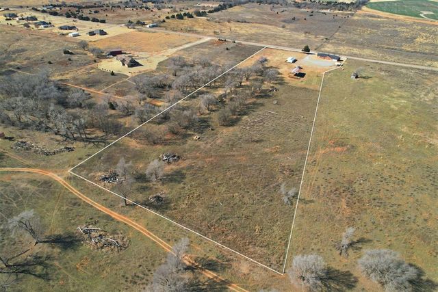 9448 N 2020 Road, Hammon, OK 73650