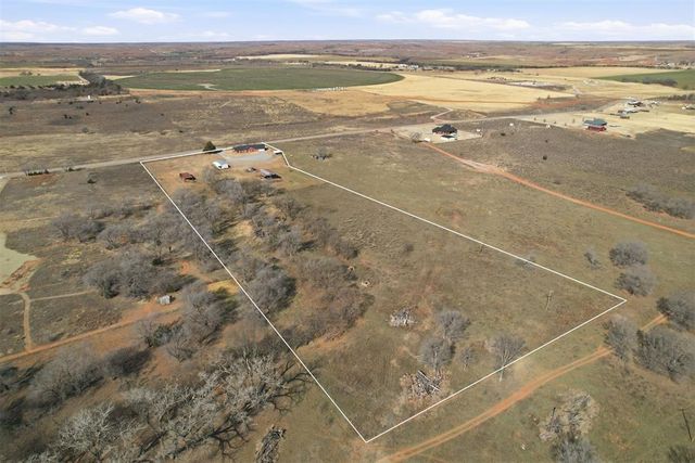 9448 N 2020 Road, Hammon, OK 73650