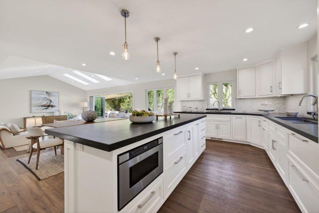 2705 Ramos Court, Mountain View, CA 94040