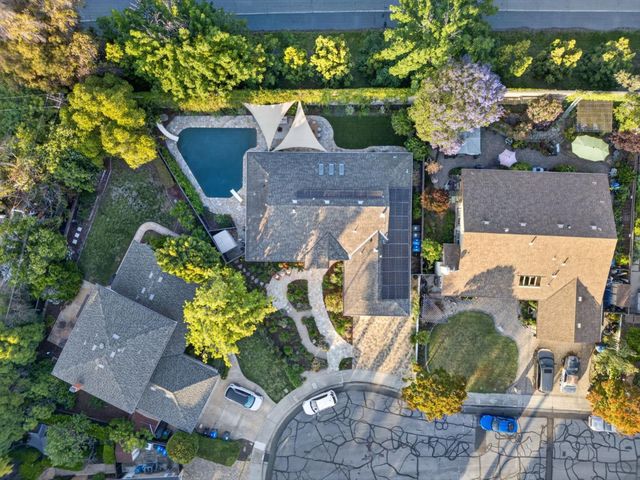 2705 Ramos Court, Mountain View, CA 94040