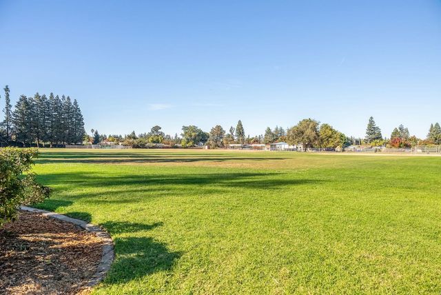 2705 Ramos Court, Mountain View, CA 94040