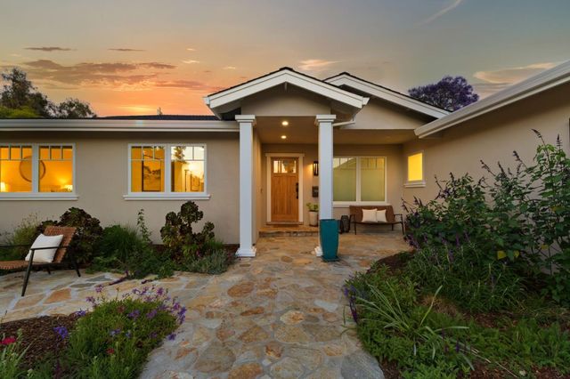 2705 Ramos Court, Mountain View, CA 94040