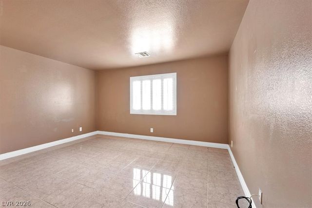 9958 Fragile Fields Street, Las Vegas, NV 89183