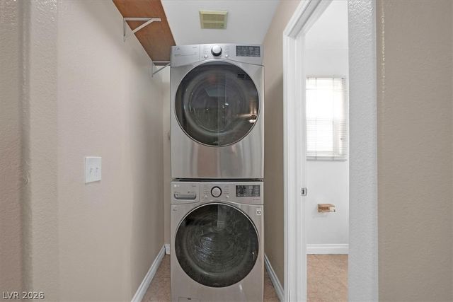 9958 Fragile Fields Street, Las Vegas, NV 89183