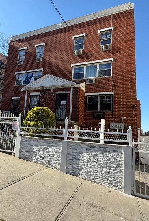 1321 Lafayette Avenue 4, Bronx, NY 10474 — exterior