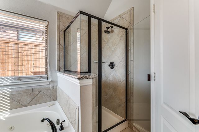 11729 Wax Myrtle Trail, Fort Worth, TX 76108