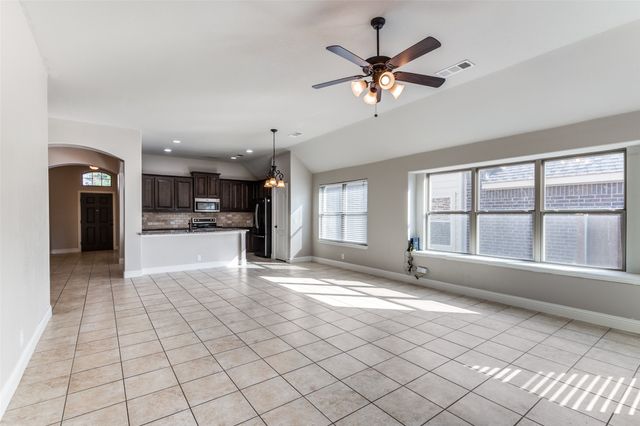 11729 Wax Myrtle Trail, Fort Worth, TX 76108