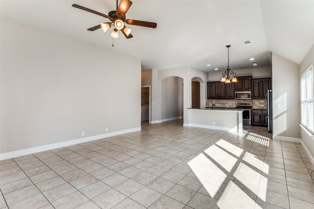 11729 Wax Myrtle Trail, Fort Worth, TX 76108