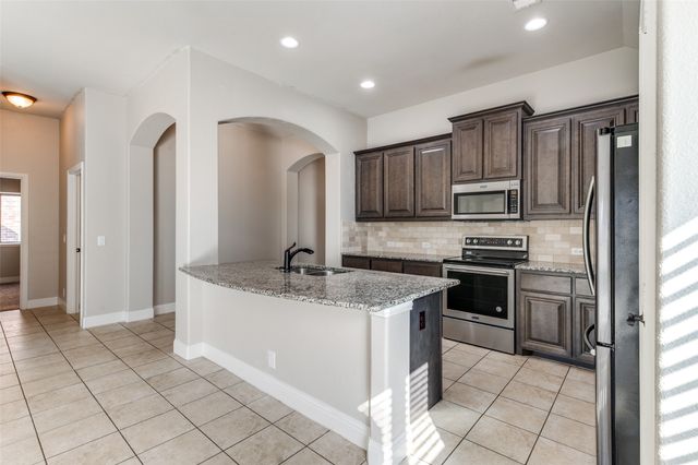 11729 Wax Myrtle Trail, Fort Worth, TX 76108