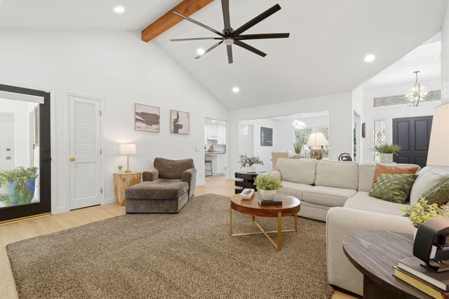 2181 N M, Tulare, CA 93274