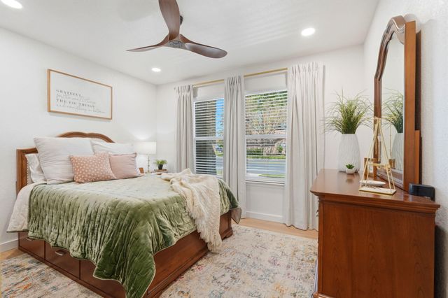 2181 N M, Tulare, CA 93274