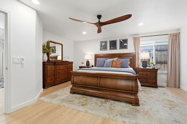 2181 N M, Tulare, CA 93274