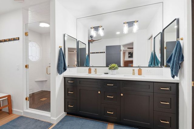 2181 N M, Tulare, CA 93274