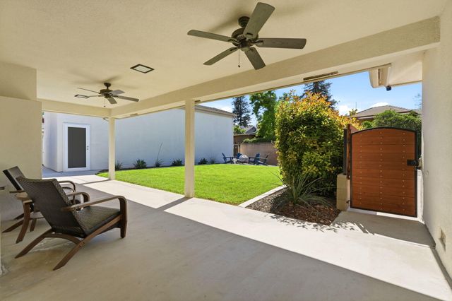 2181 N M, Tulare, CA 93274