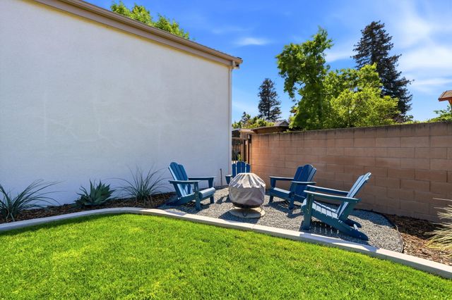 2181 N M, Tulare, CA 93274