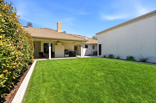 2181 N M, Tulare, CA 93274