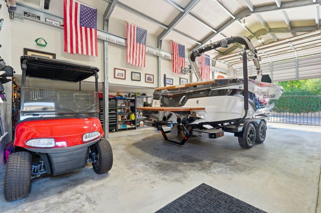 2181 N M, Tulare, CA 93274