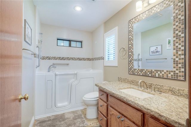 1923 Vista del Norte, Fallbrook, CA 92028
