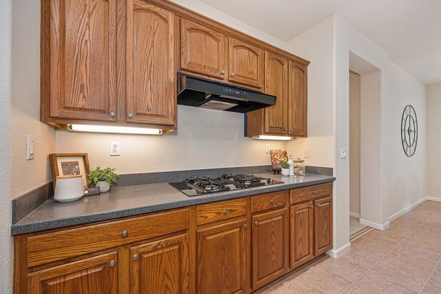 1086 Callander Way, Folsom, CA 95630