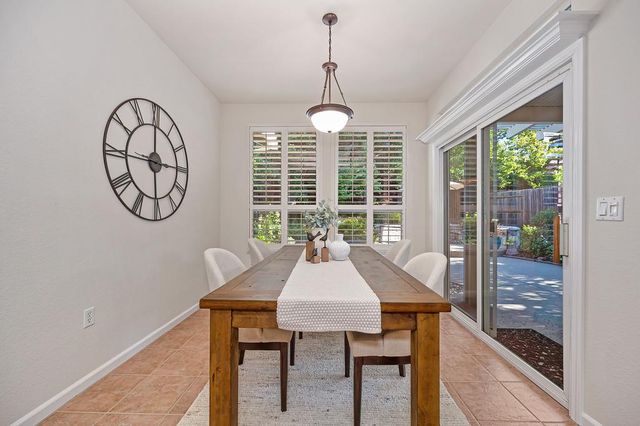 1086 Callander Way, Folsom, CA 95630