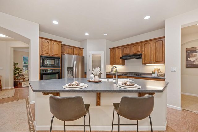 1086 Callander Way, Folsom, CA 95630