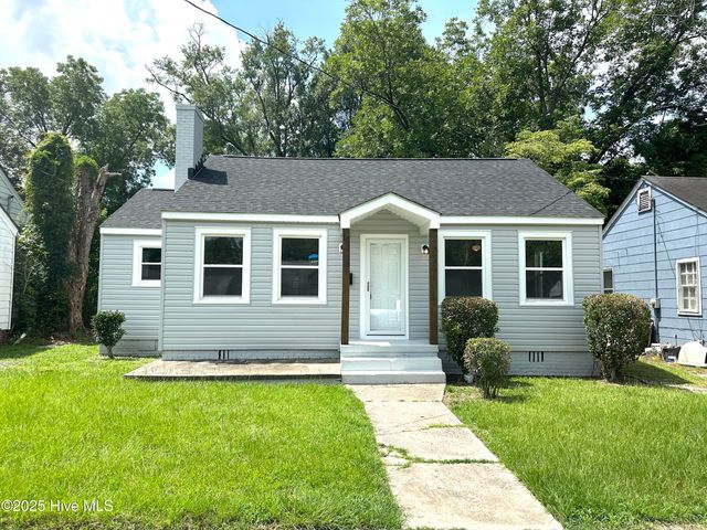 1107 Colonial Avenue, Greenville, NC 27834