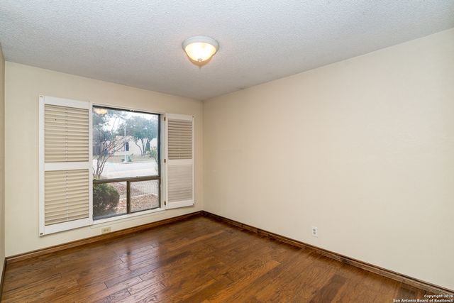 2131 Oak Wild, San Antonio, TX 78232