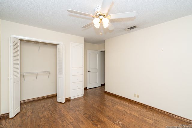 2131 Oak Wild, San Antonio, TX 78232