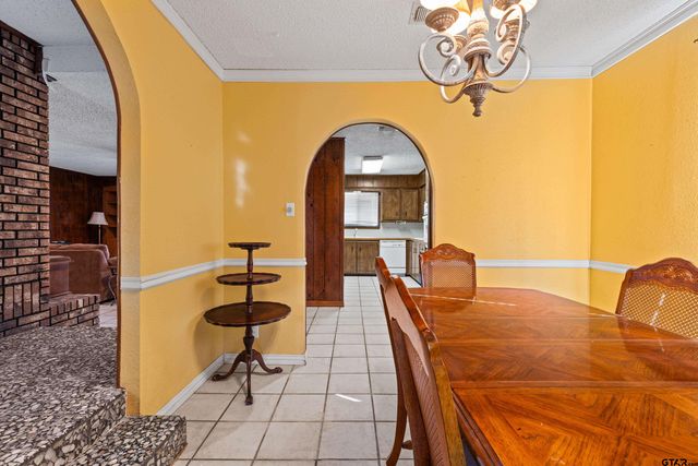 1749 CR 3225, Mount Pleasant, TX 75456