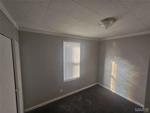 491 Adrian Drive, St Louis, MO 63137