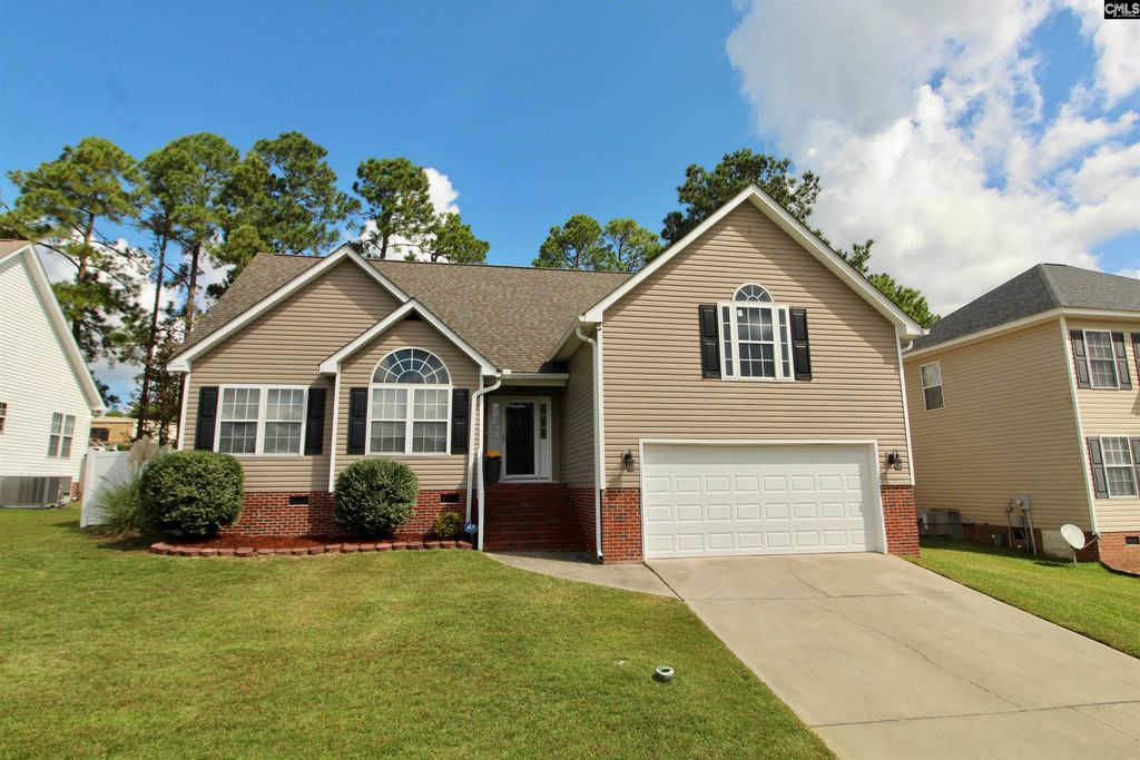 301 LONG NEEDLE Drive, Columbia, SC 29229