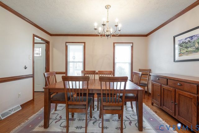 6082 Campaign Trl, Mechanicsville, VA 23111