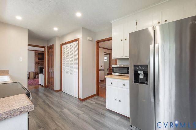 6082 Campaign Trl, Mechanicsville, VA 23111