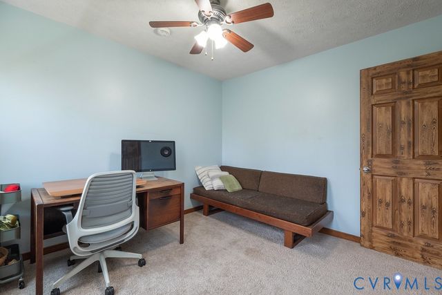 6082 Campaign Trl, Mechanicsville, VA 23111