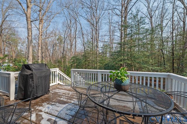 6082 Campaign Trl, Mechanicsville, VA 23111