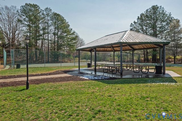 6082 Campaign Trl, Mechanicsville, VA 23111