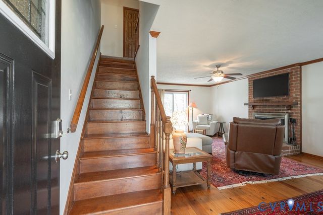 6082 Campaign Trl, Mechanicsville, VA 23111