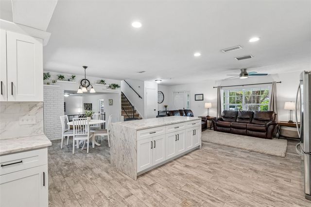 114 WINDY CIRCLE, Brandon, FL 33511