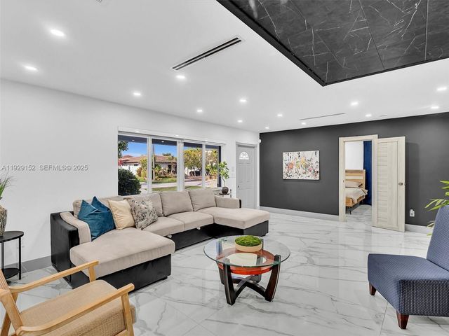 440 SE 8th Ave 0, Pompano Beach, FL 33060