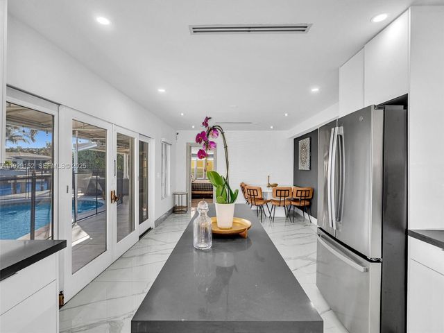 440 SE 8th Ave 0, Pompano Beach, FL 33060