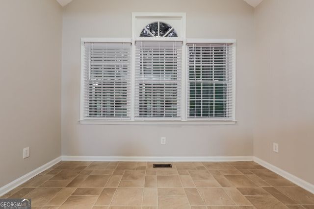 107 Springwater Trace, Woodstock, GA 30188